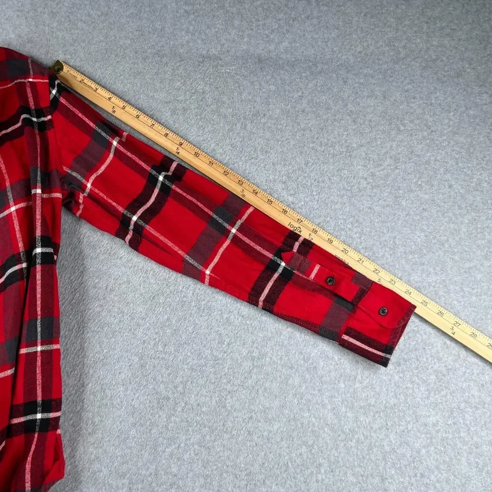 Vans Shirt Small Red Black Plaid Flannel Casual Button Up Long Sleeve Mens